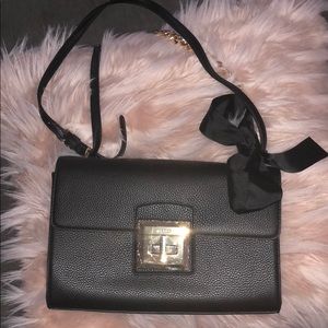 Aldo shoulder bag.